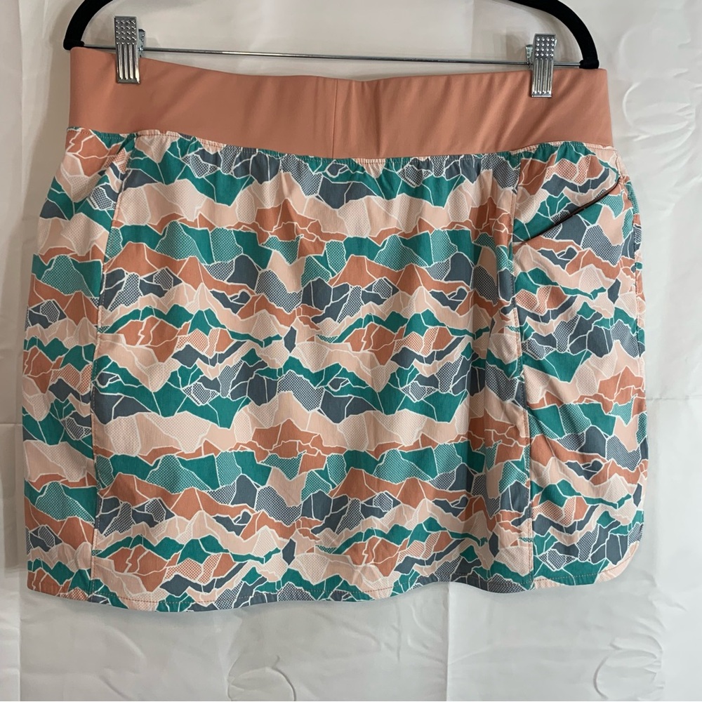 The North Face Printed Class V Skort, size XL - Picture 12 of 12